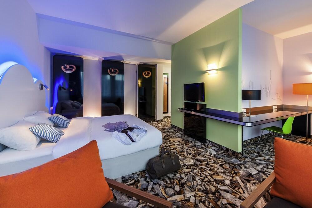 Styles Hotel Muenchen Messe Εξωτερικό φωτογραφία